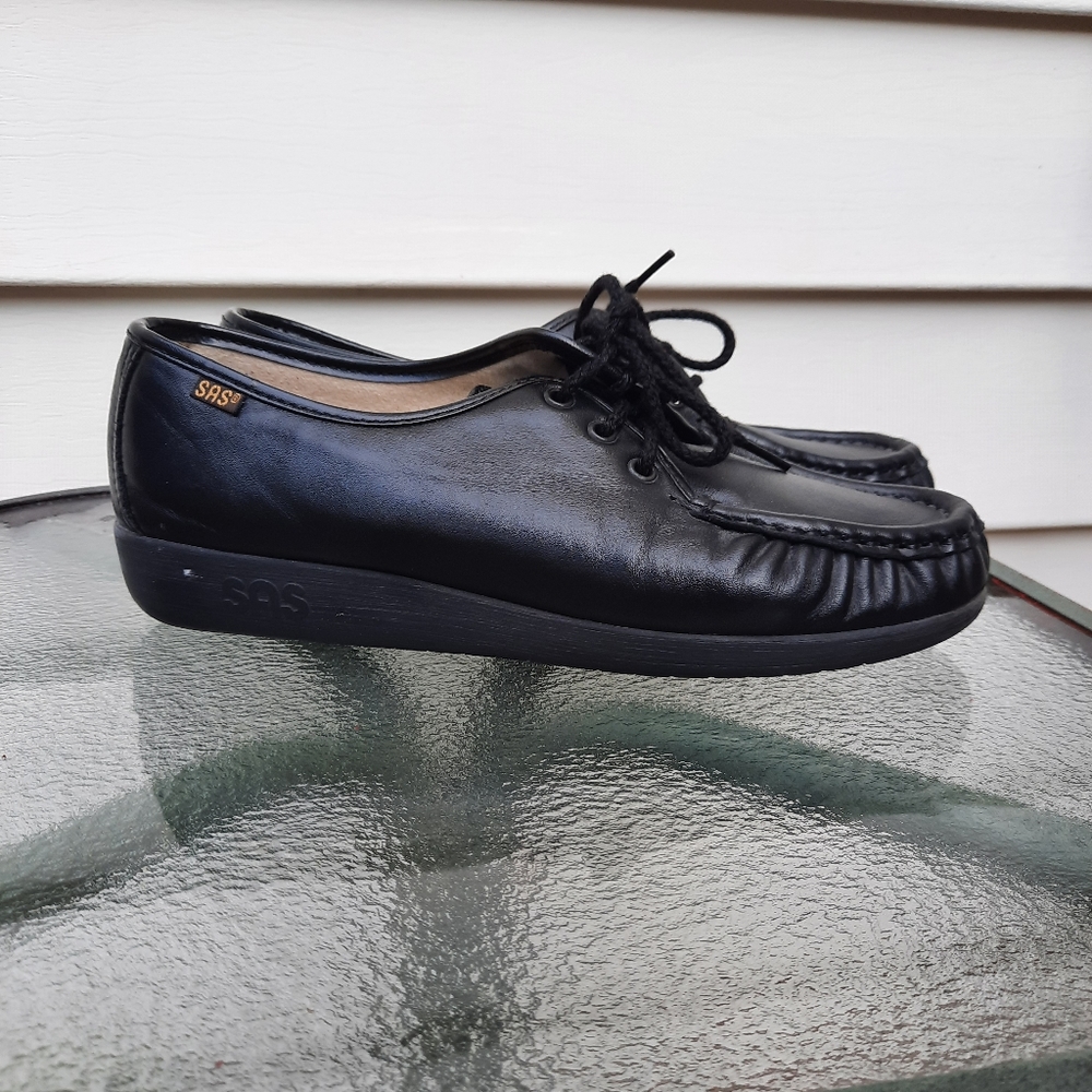 SAS Siesta Women's Genuine Hand sewn Black Lace Up Comfort Shoe Loafers Size 8.5